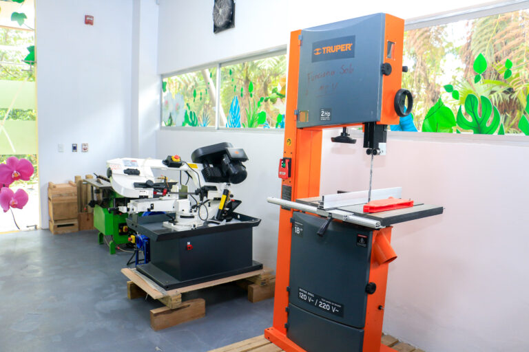 INAUGURACIÓN DEL FABLAB (30 de 48)