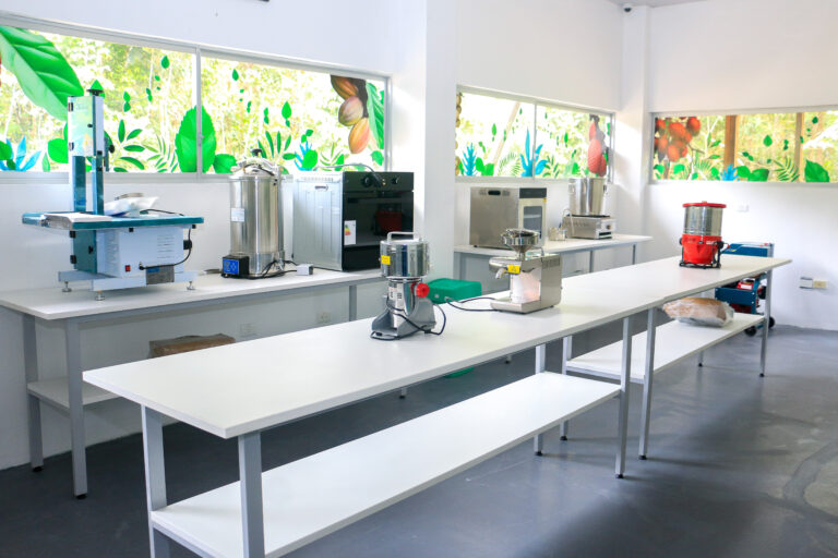 INAUGURACIÓN DEL FABLAB (43 de 48)